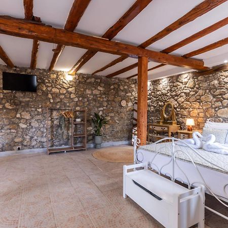 The Stone Suite Moraḯtika Exterior foto
