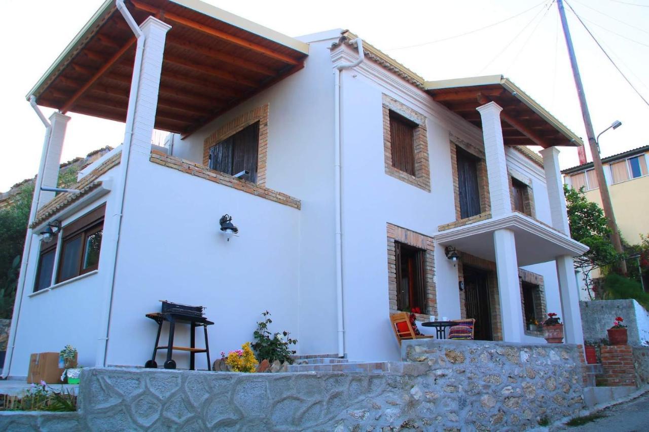 The Stone Suite Moraḯtika Exterior foto