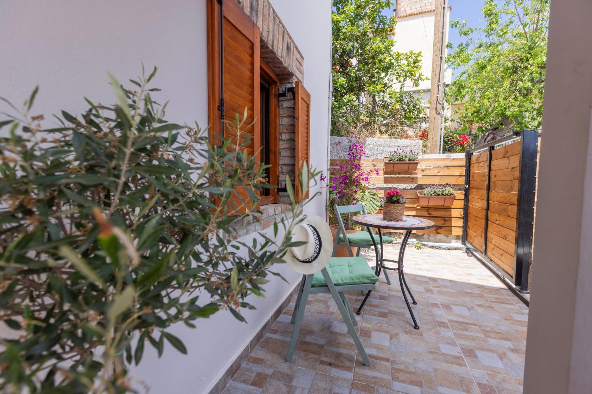 The Stone Suite Moraḯtika Exterior foto