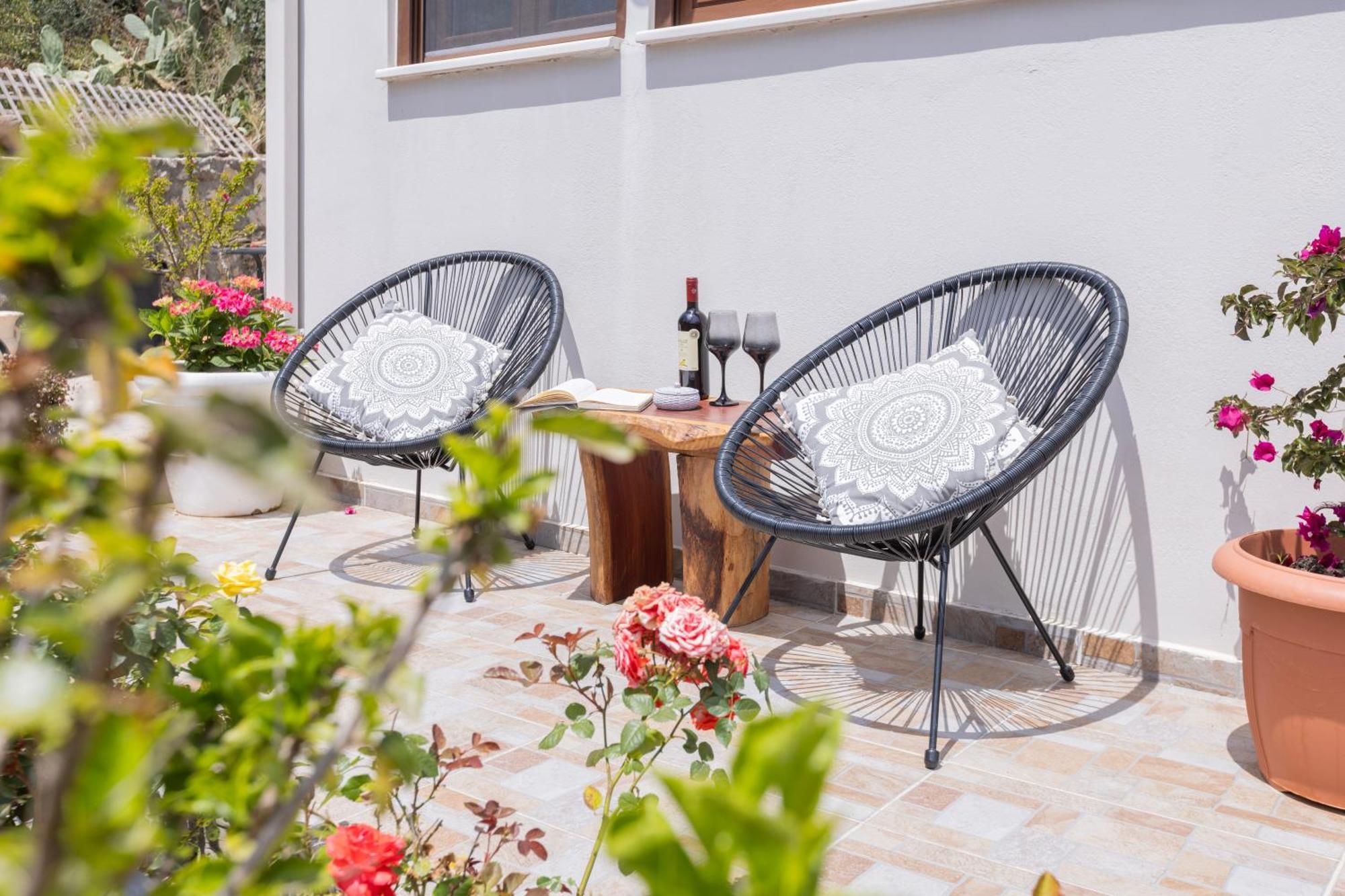 The Stone Suite Moraḯtika Exterior foto
