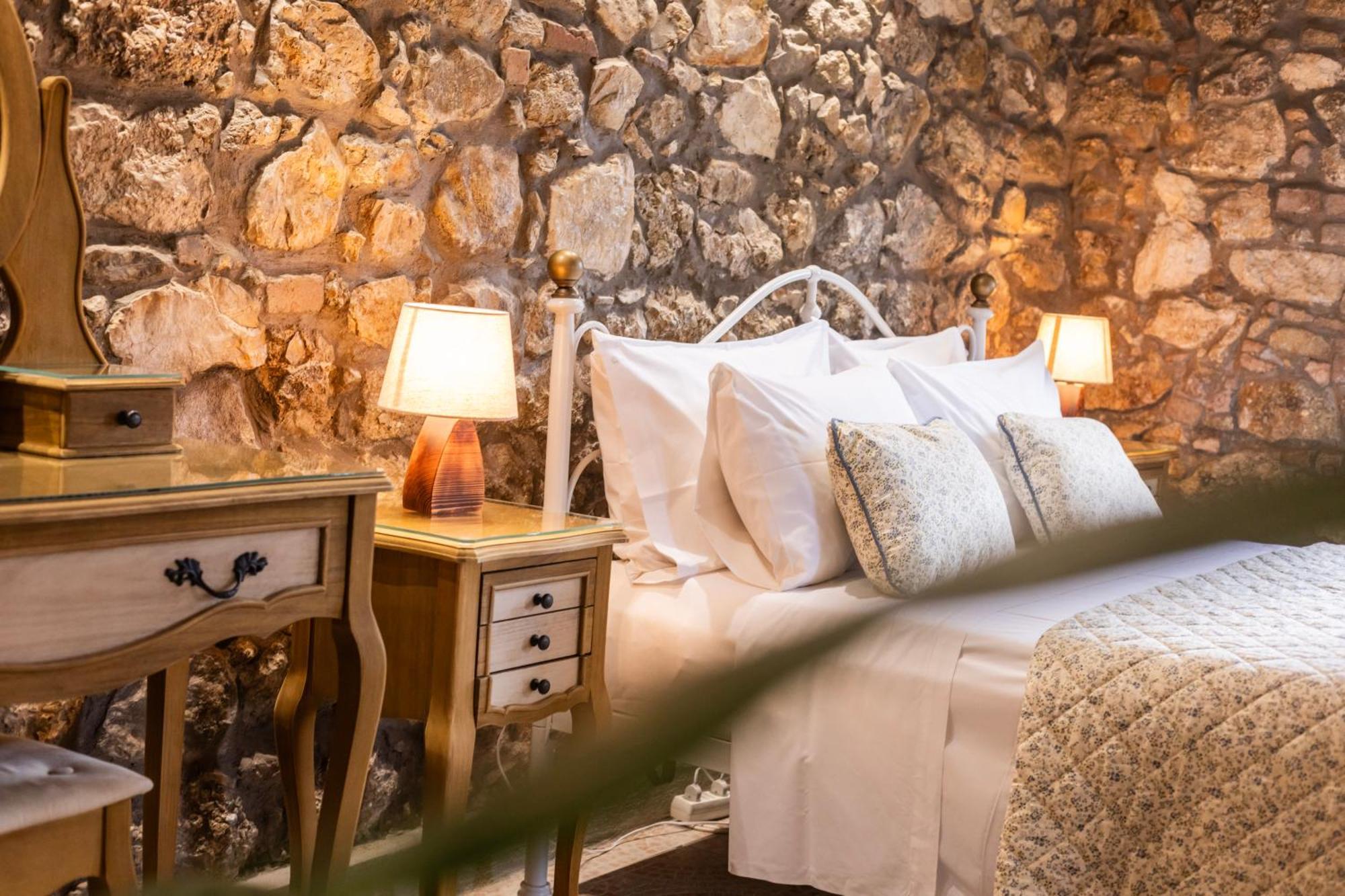 The Stone Suite Moraḯtika Exterior foto